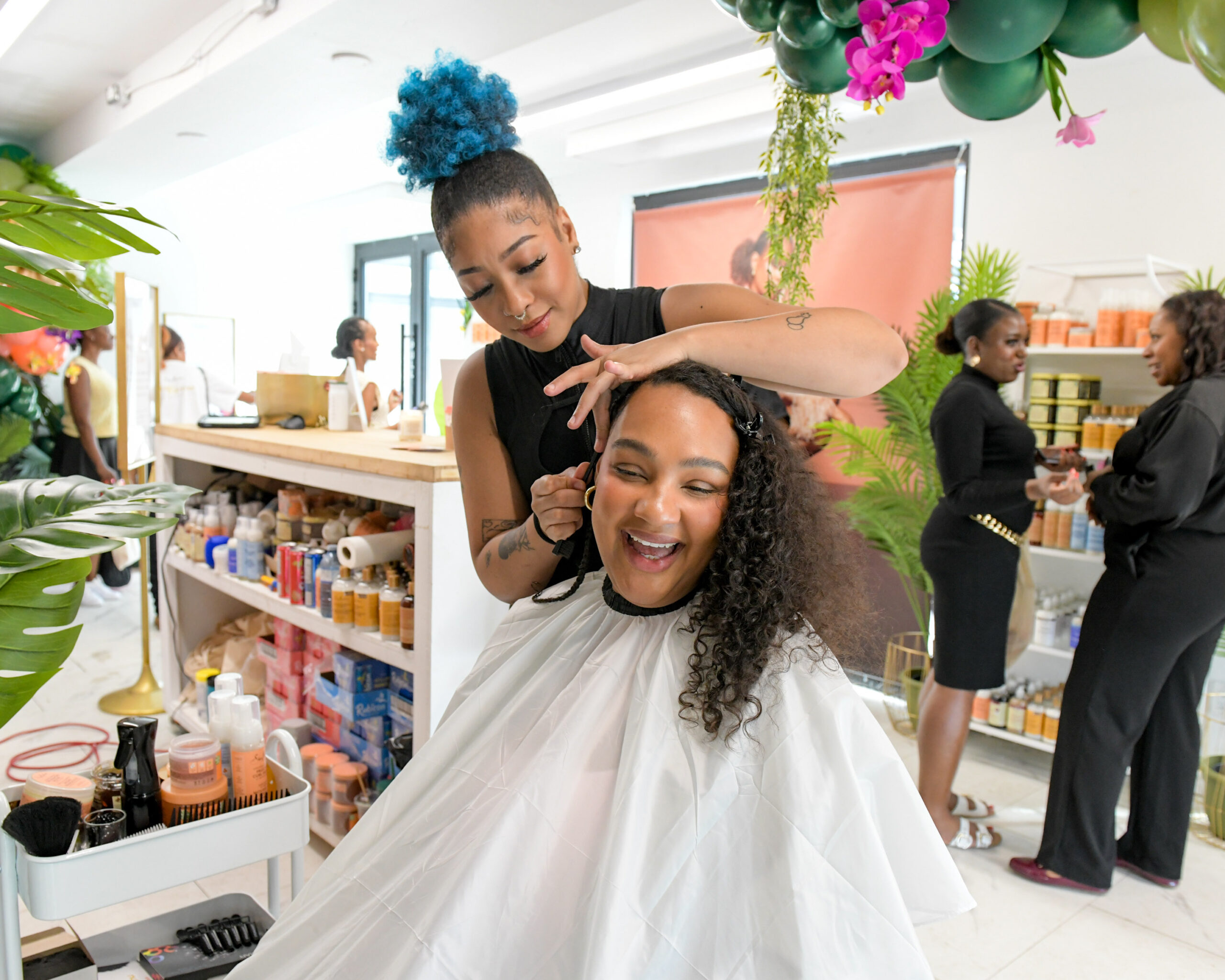 SheaMoisture Kicks Off Pop-Up Salon Experience, Shea Summer Salon Returns To Toronto [Photos]